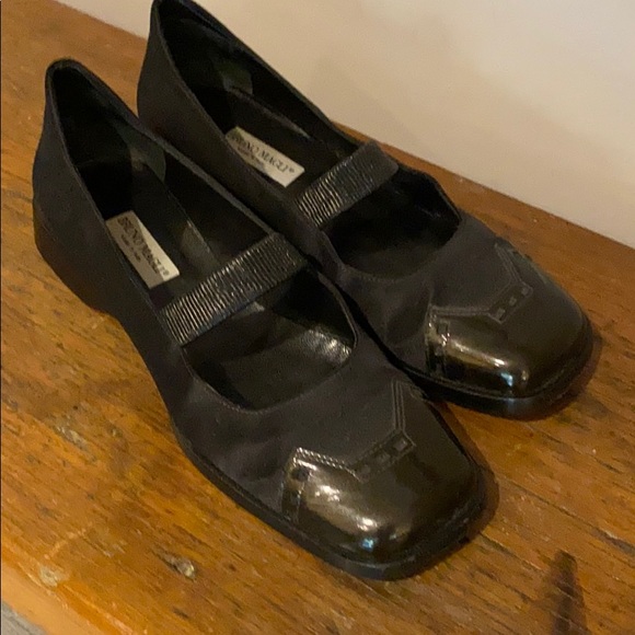 Bruno Magli Ballerinas - Picture 1 of 4